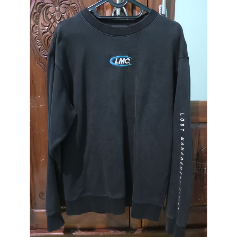 Crewneck LMC Center Logo