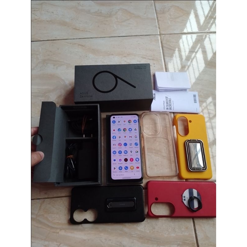 Asus Zenfone 9 5G Compact RAM 8/256GB Fullset ORI bawaan Black