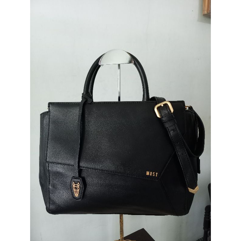 Carry bag& Sling bag branded,  Most by Lapalette. material kulit asli, dengan design asimetrik, unik