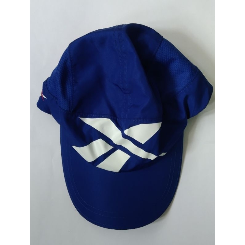 Topi Lari BNWT