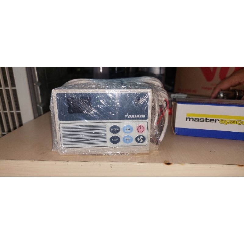 remot ac daikin standing flour