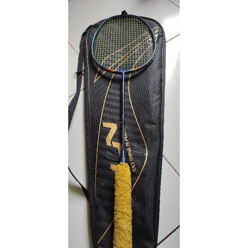 Raket lining wind lite 700