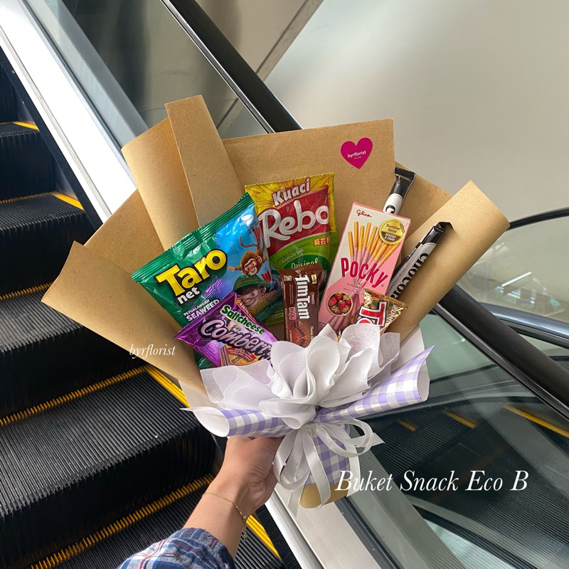 

READY STOCK Buket Snack Eco/Buket Snack Wisuda Murah