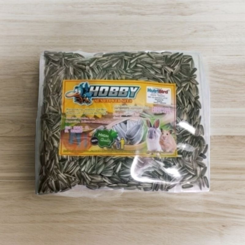 

Sun flower seed kuaci ( pakan kelinci & hamster)