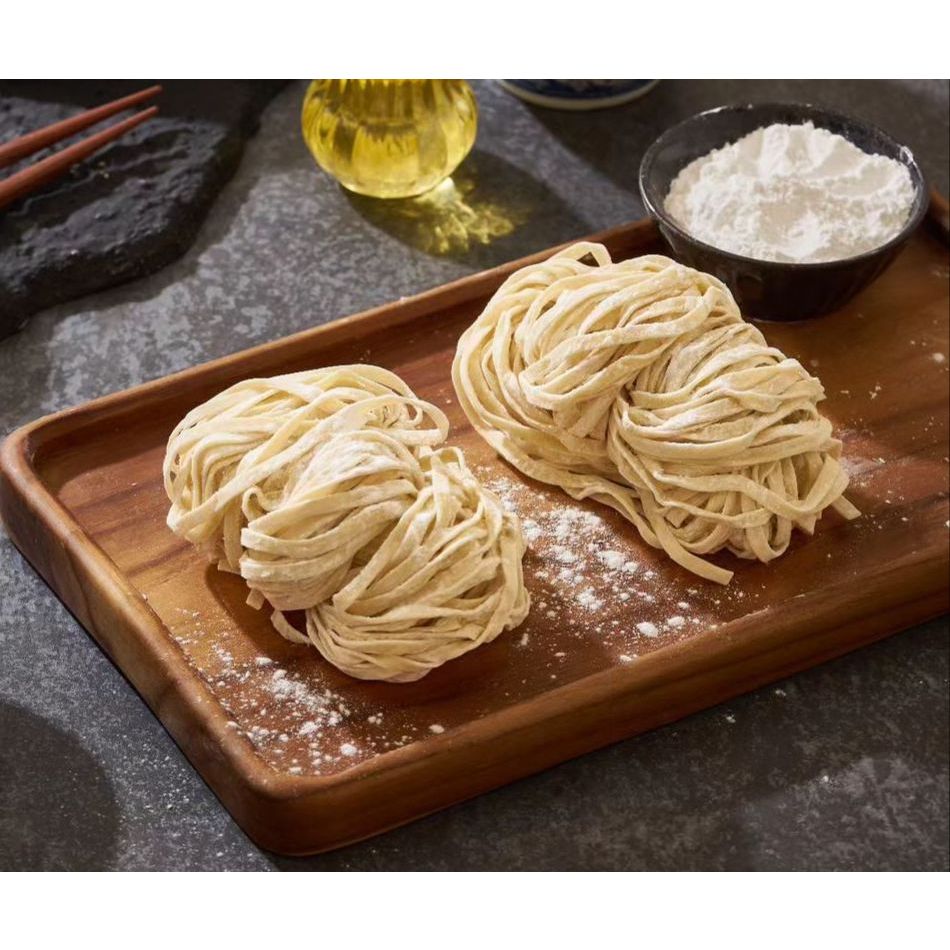 

Mie Lebar Basah - Mie Frozen