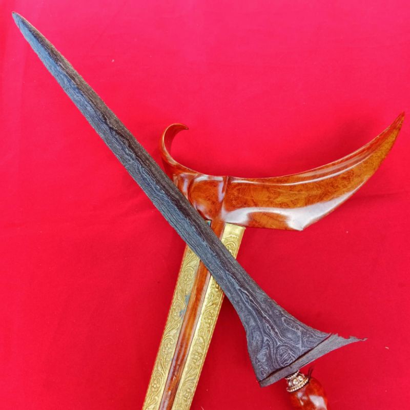 Keris Kiyai Jalak Ngore Pamor Wahyu Temurun Tangguh Mataram Sepuh Tua