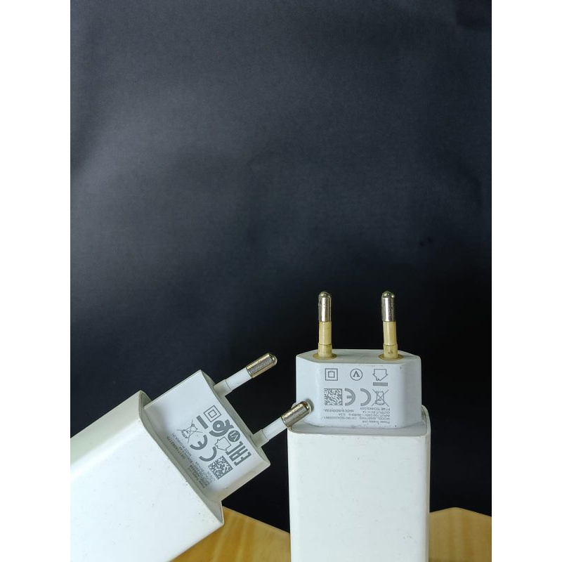 Travel Charge 10WATT OPPO Ori Bawaan Hp 2Amper Dijamin 100% Asli Cocok Untuk Semu Hp