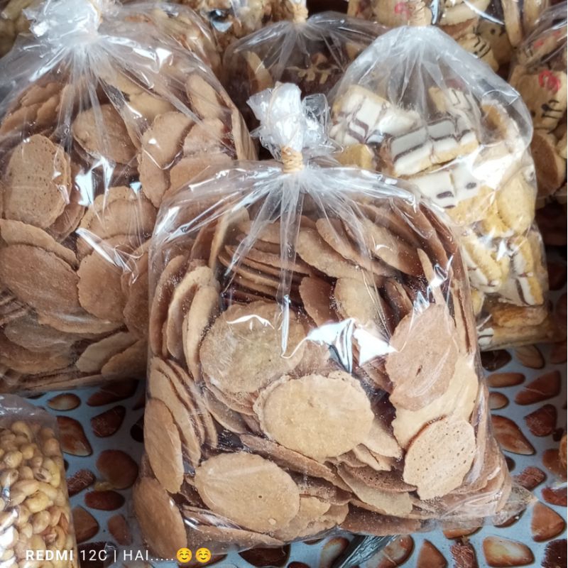 

Kue Kering Kerak Kelapa/Bungkus/Kotak 500gr