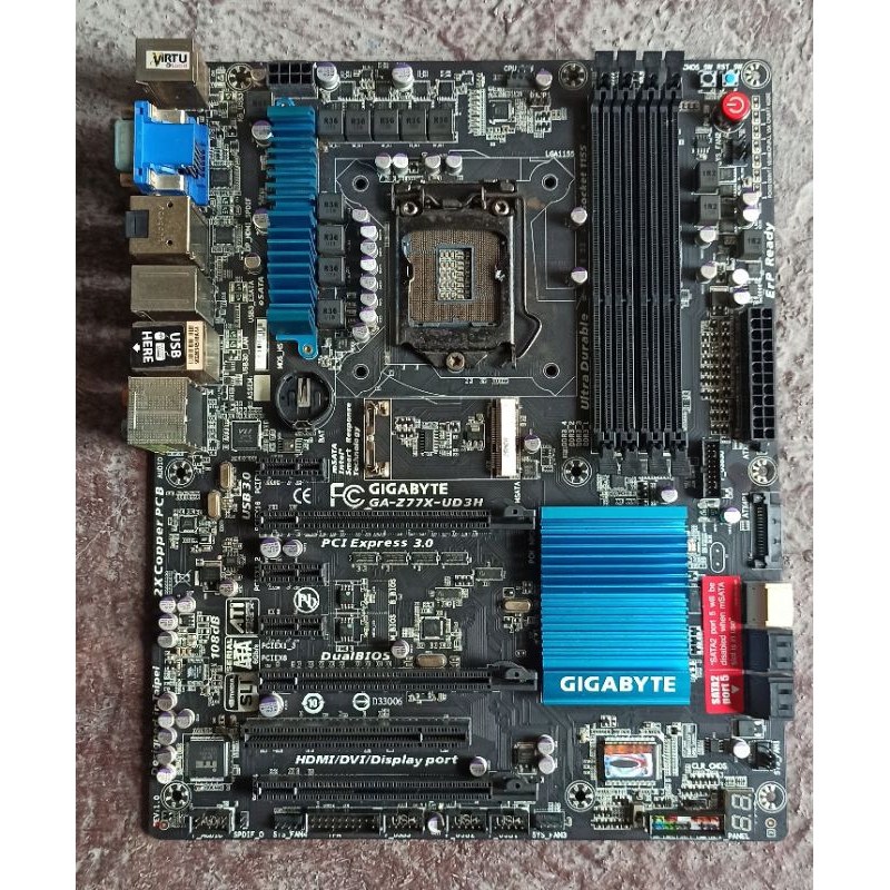Motherboard mobo Gigabyte GA-Z77X-UD3H