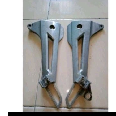 postep steep dudukan pijakan kaki belakang Honda Kirana original