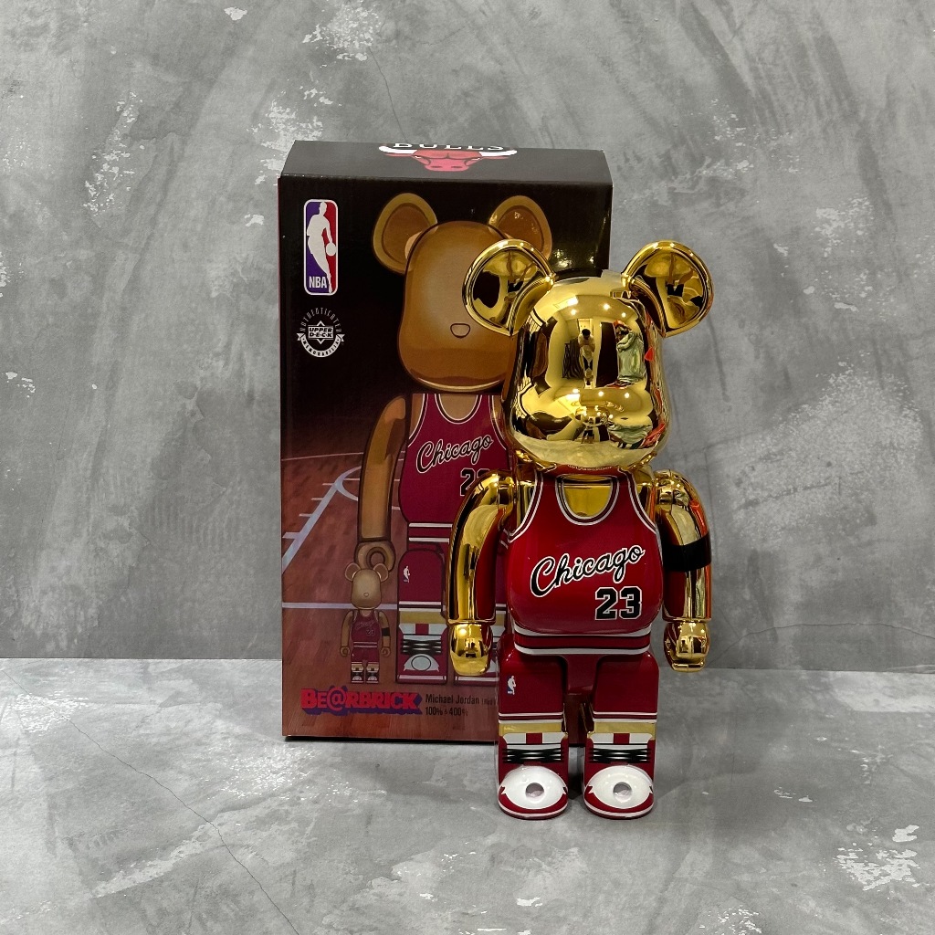 BearBrick BE@RBRICK Bear Brick Michael Jordan 23 Rookie 400% Action Figure