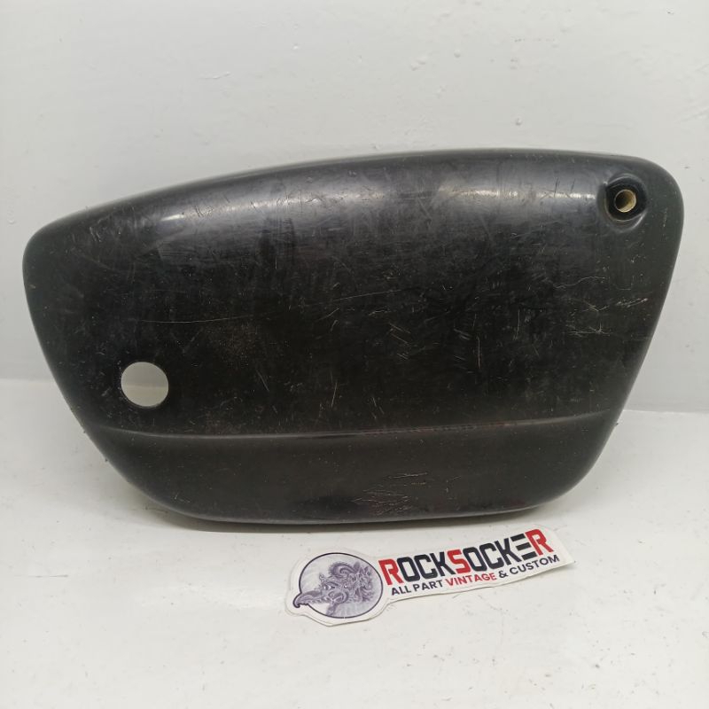 bok aki cover kiri suzuki k11 k10 suzuki md50 sidecover suzuki k11 md50 original nos