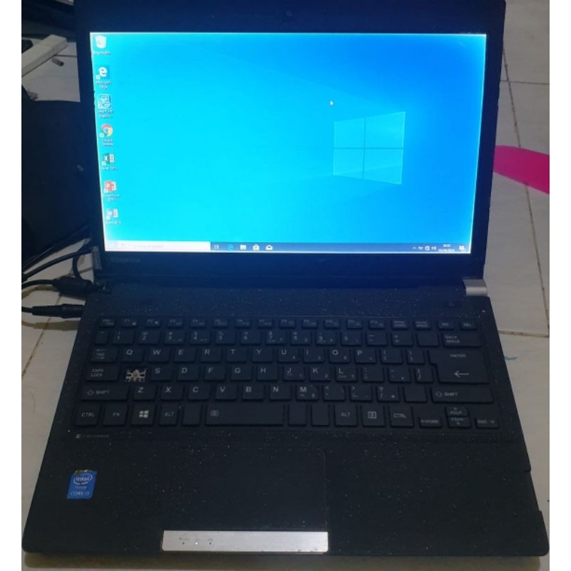 Toshiba Dynabook R743 core i5 gen 4 ram 4