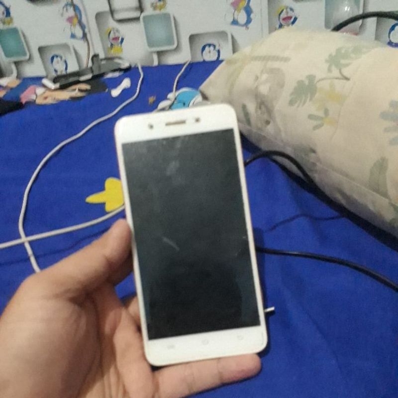 jual hp vivo y55 ram 2gb / 16gb minus