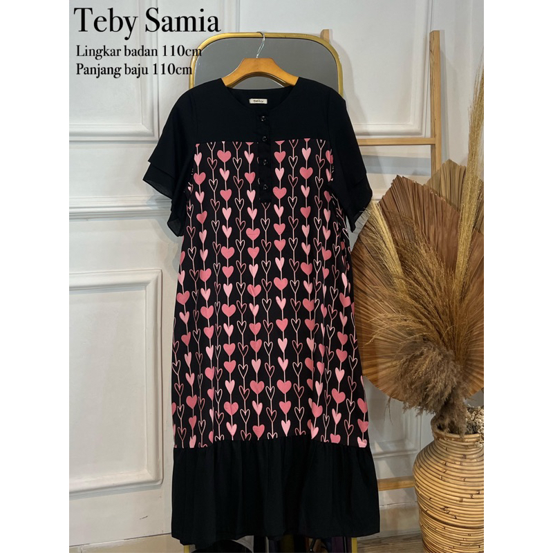 Teby Tunik Samia