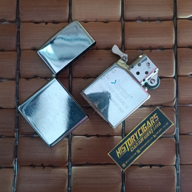 Korek Api Pemantik Zippo Kentai Minyak Batu Zippo