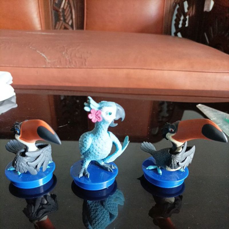Toper figure rio rio ori