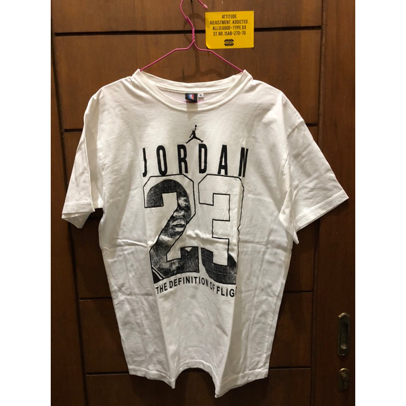 Kaos Jordan White