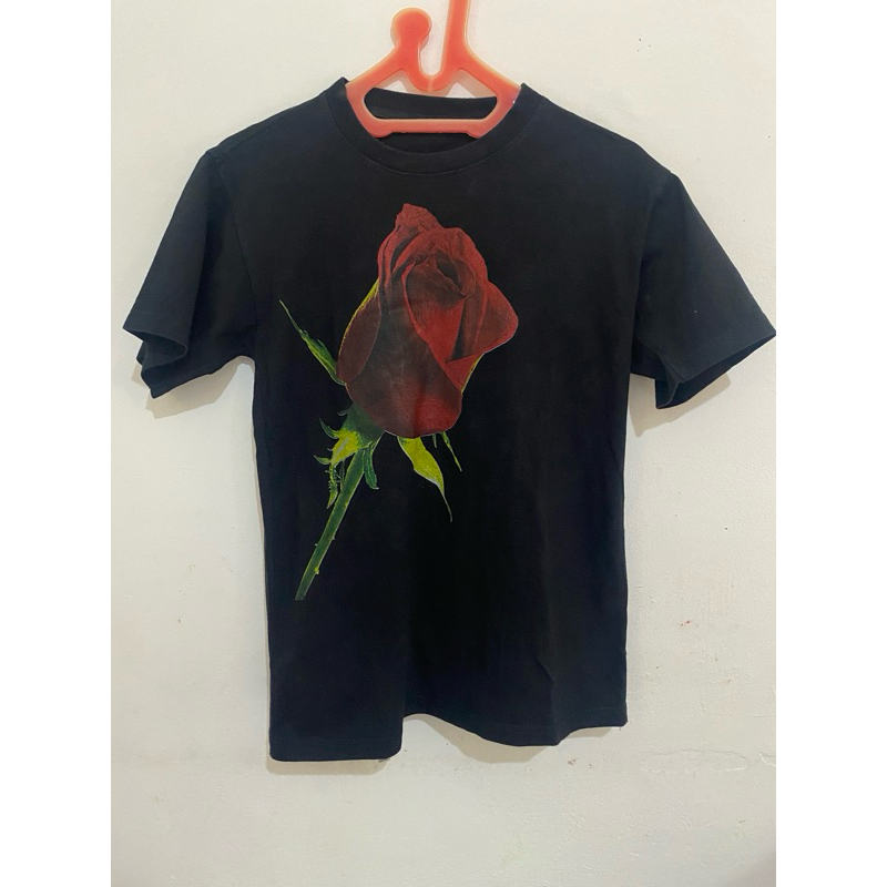 kaos mawar