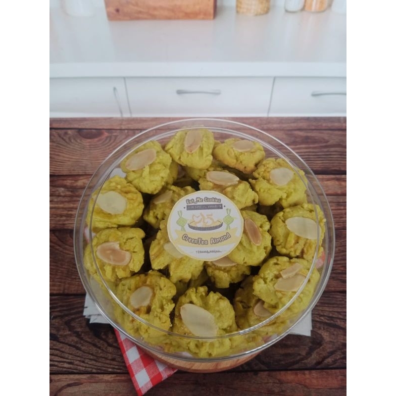 

Kue Kering Green tea almond premium Lembut & enak 500gr