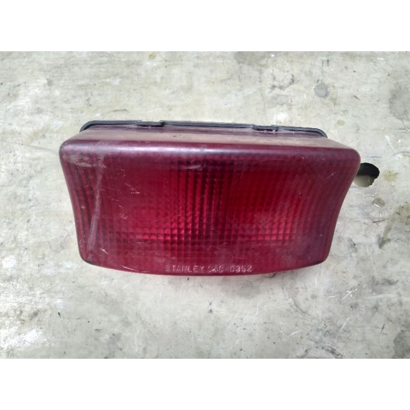 Lampu Belakang Original Honda CB400