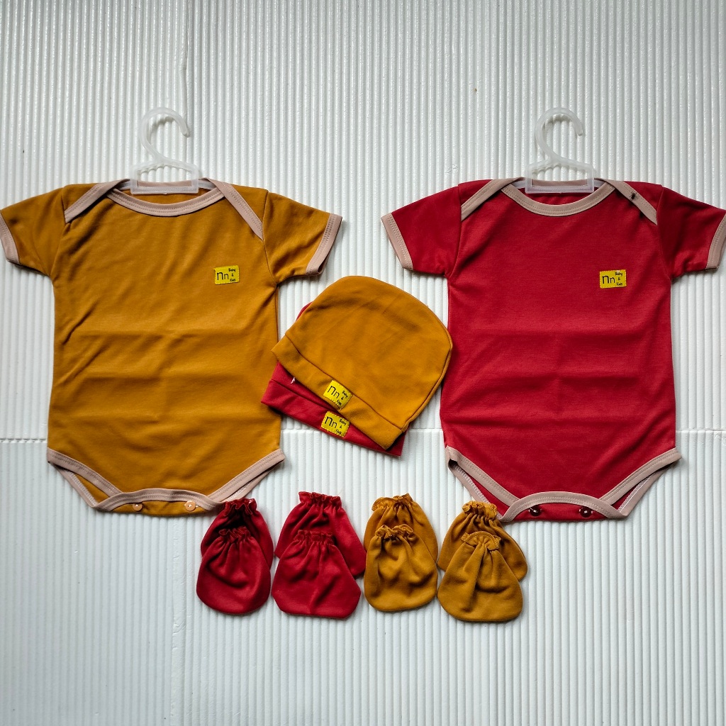 Nn Baby 2 Set Bodysuit Baru Lahir 0-12 Bulan Warna Merah Bata dan Kuning Kunyit Jumper New Born Topi