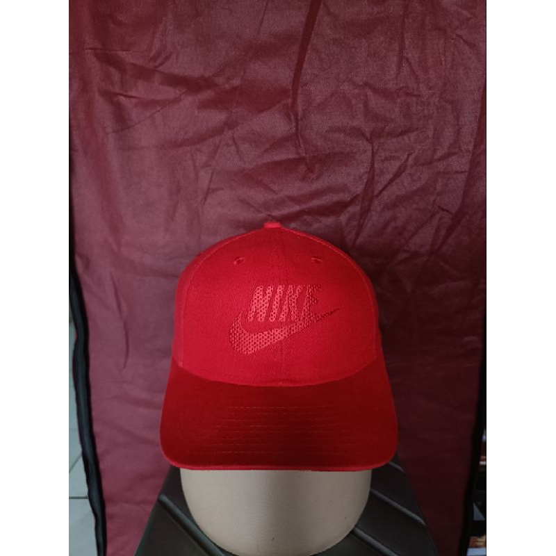 topi Nike lawas