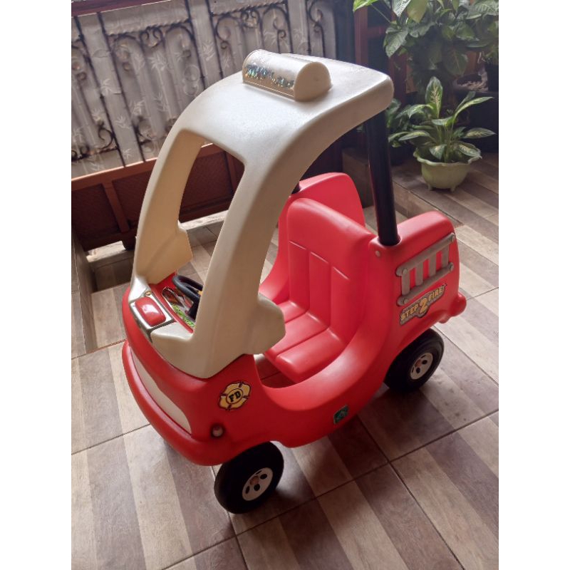 PRELOVED MOBILAN ANAK STEP2 LERADO LITTLE TIKES COZY COUPE CAR STEP2 LITTLE TIKES LERADO SECOND BEKA