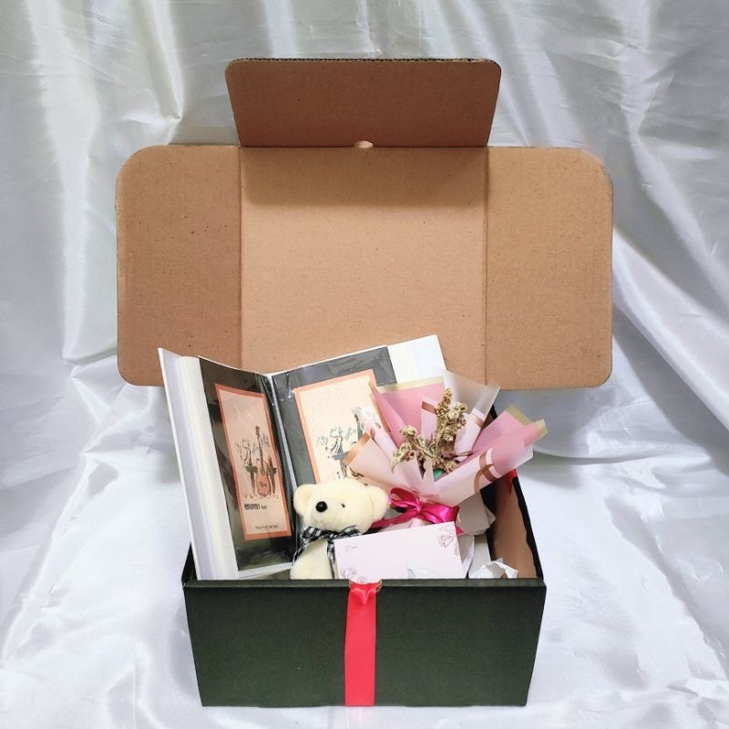 READY / Hampers Hadiah Buku Album Foto 4R isi 100 lembar / Hadiah Ulang tahun kado ultah / kado anni