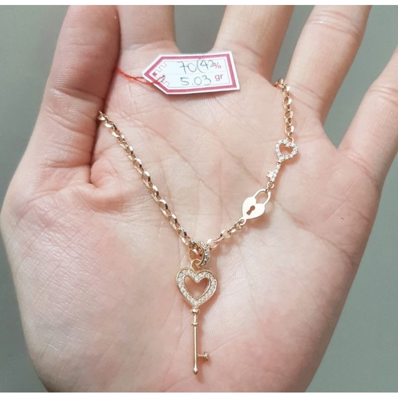 Kalung emas 70 kunci hati
