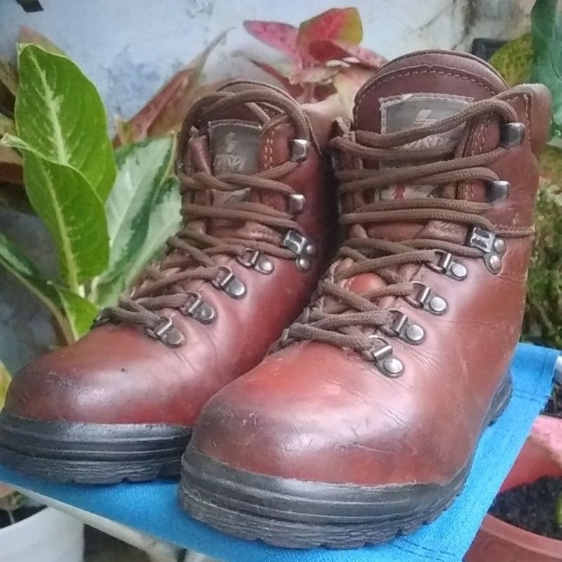 CRISPI BOOTS HIKING VINTAGE WATERPROOF