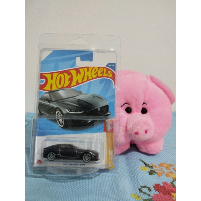 HW 2020 Jaguar F Type