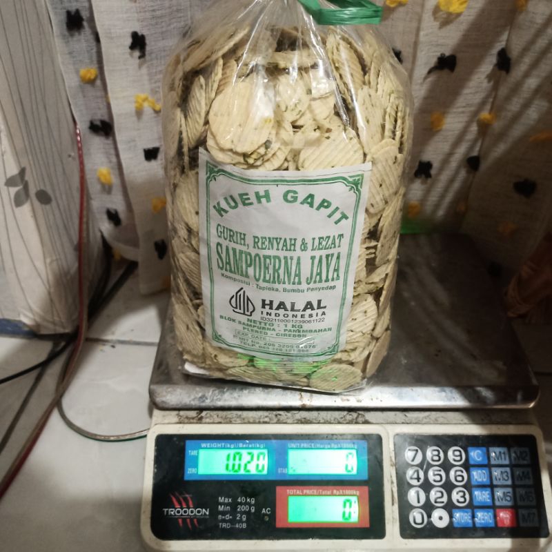 

keripik Gapit Rasa Kacang 250g.Cemilan Khas Cirebon