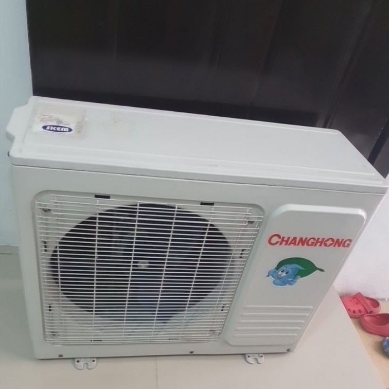 Second Ac Outdoor Changhong 1pk ( Freon R32 )