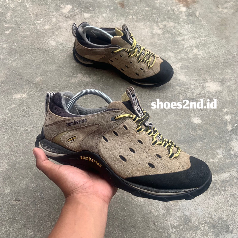 sepatu zamberland hiking size 42