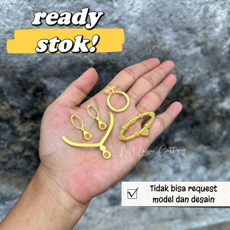 Replika Perhiasan Emas Akrilik Hiasan Mahar Pernikahan Frame Bingkai Box Pengantin