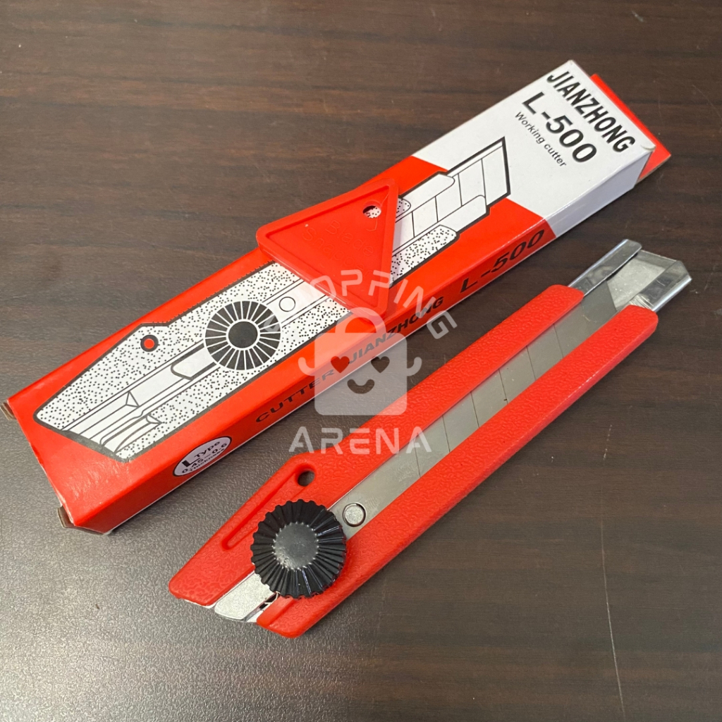 

Cutter JOYKO Besar SATUAN L-500 Ukuran Knife Warna Barang Pengukir Tajam Serbaguna ATK Perkantoran Peralatan Perlengkapan Kantor Alat Tools Cut Iris Irisan Potong Stationery Runcing Sekolah Ukir Benda Rumah Pemotong Kertas Pisau Shopping Arena Malang