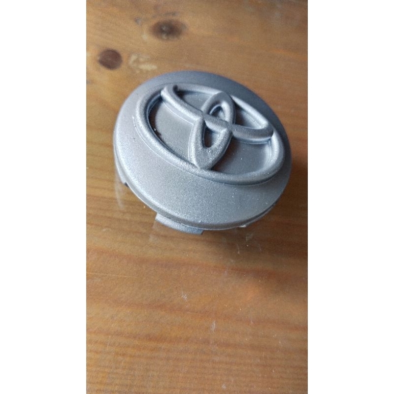 Tutup velg dop roda avanza vvti avanza old 2004-2011 dop avanza cembung tun motors