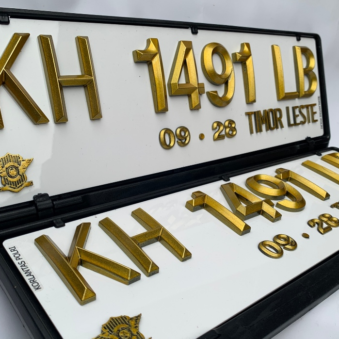 Plat Nomor Mobil Timbul Lancip Segi Lima SILVER