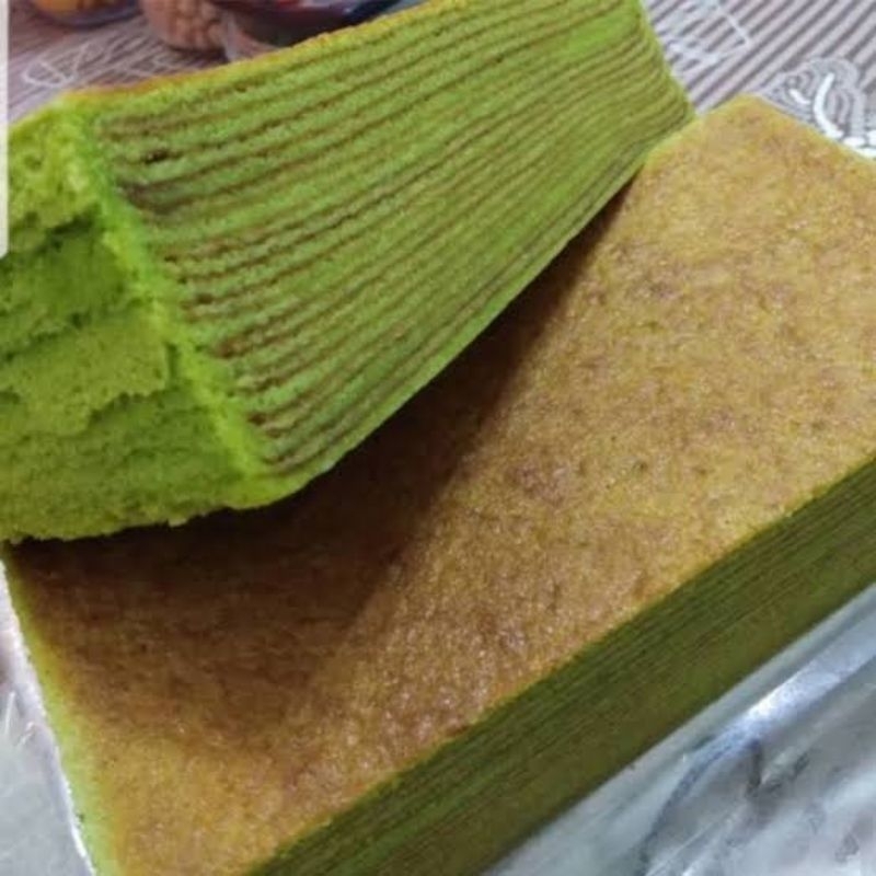 

LAPIS LEGIT SPESIAL PANDAN ADIKA CAKE