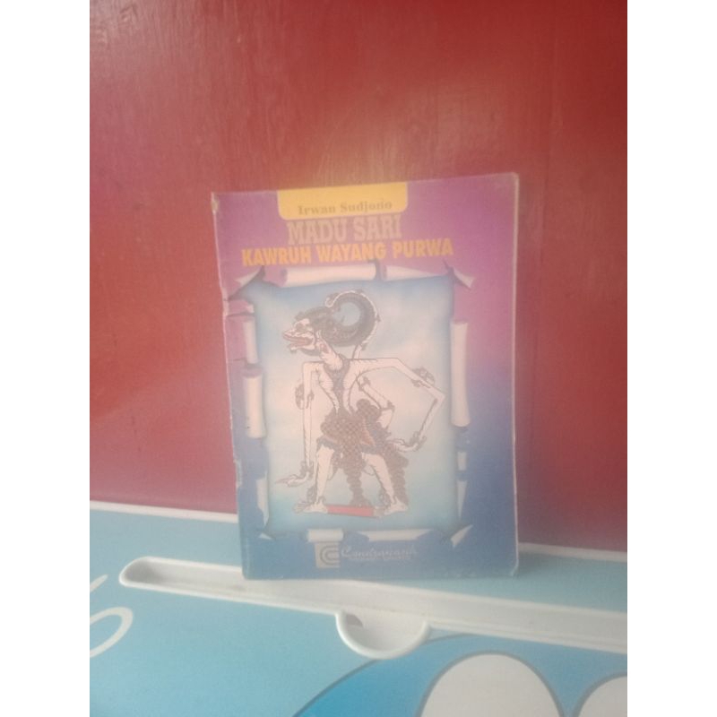 BUKU ASLI MADUSARI KAWRU WAYANG PURWA IRWAN SUDJONO