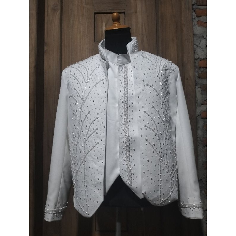 Beskap solo /baju pengantin pria jawa