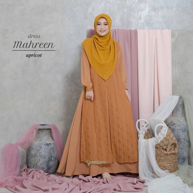 Mahreen Dress by Greenism