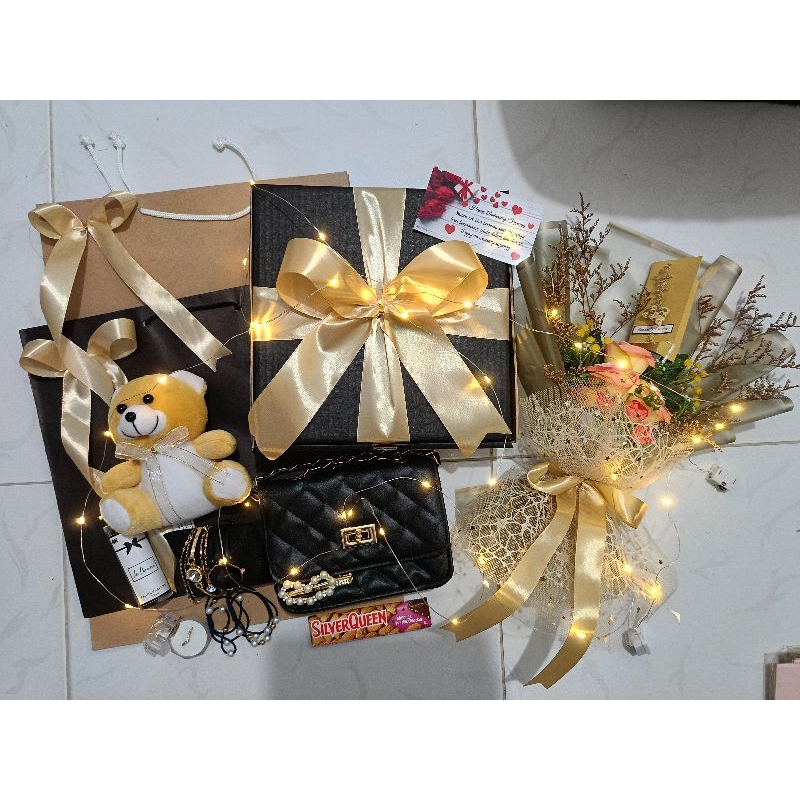 

KADO VALENTINE / HAMPERS / KADO ULTAH / KADO ANNIVERSARY / KADO MURAH / KADO BATAM / BUKET BUNGA / GIFT / KADO CEWE
