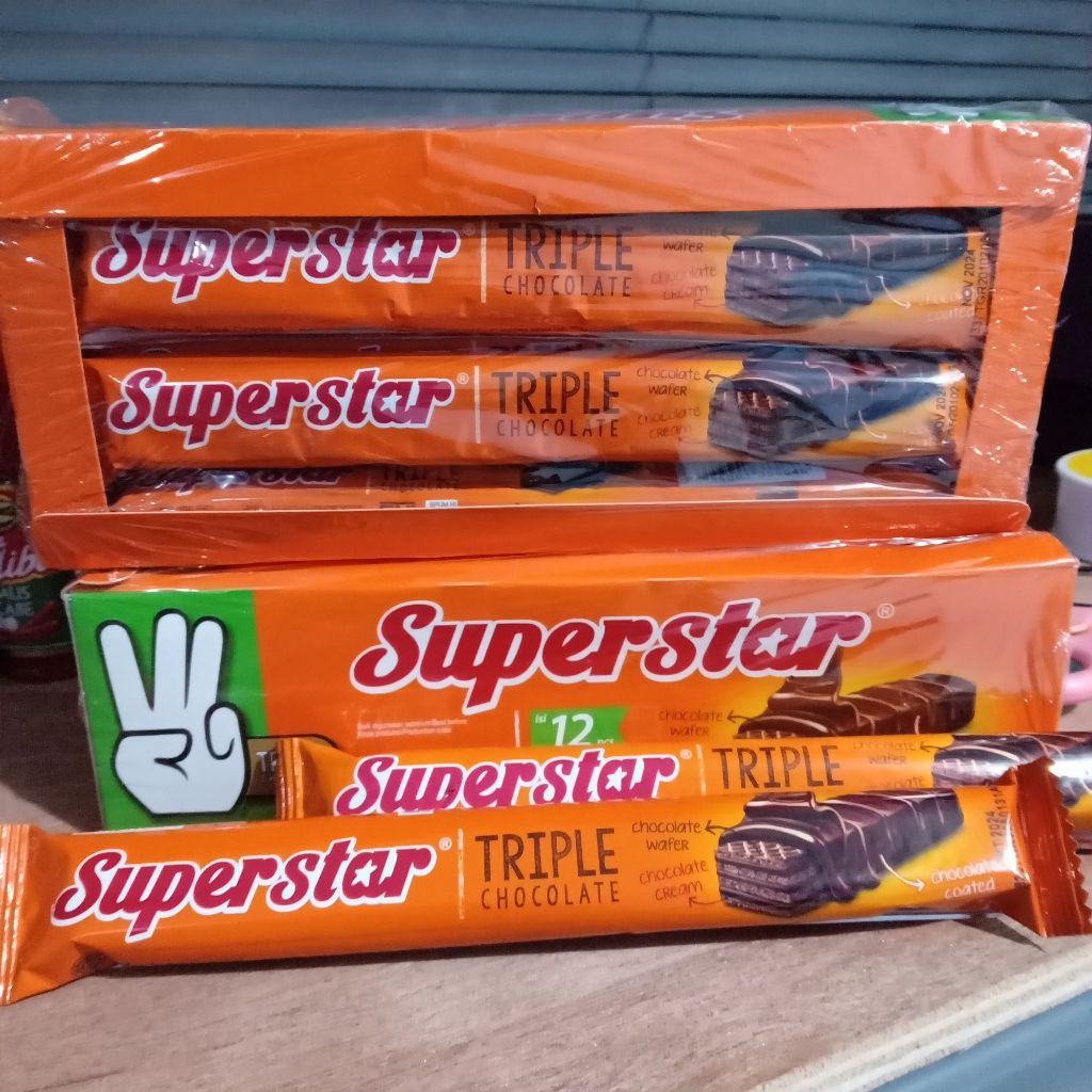 

SUPERSTAR Wafer Cokelat 1 Box Isi 12 Pcs