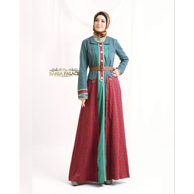 Tuneeca edisi Bahia Palace, T-0318070, size S, preloved