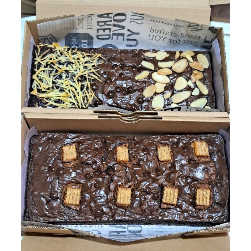 

FUDGY BROWNIES BUY 1 GET 1