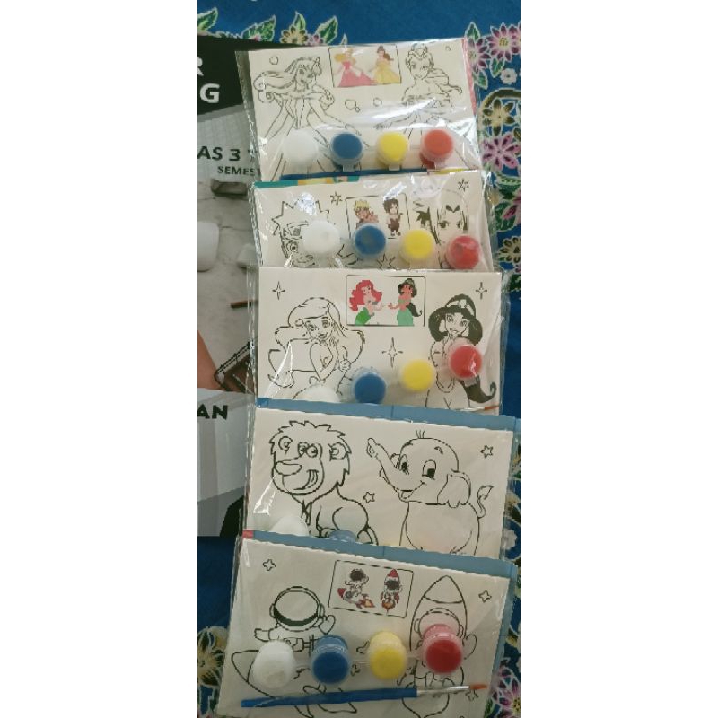 mewarnai gambar menarik untuk anak TK dan SD