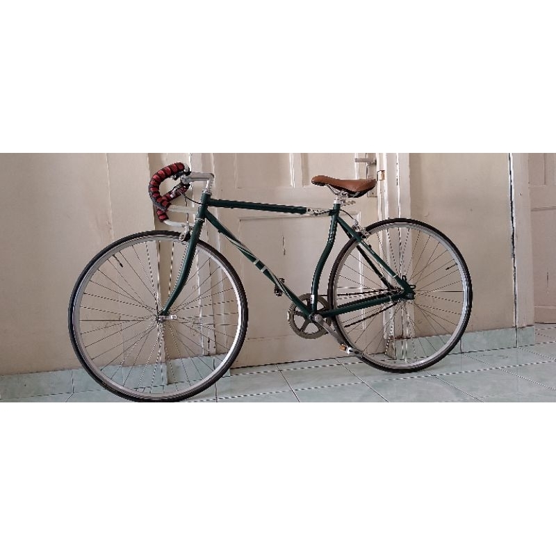 PRELOVED LONDON TAXI ROADBIKE 700C