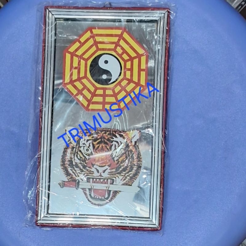 Fengshui Kaca / Cermin Macan dan Pakua Yinyang Kotak Ukuran Besar